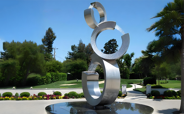 探索不銹鋼噴泉雕塑，開(kāi)啟水與藝術(shù)的奇妙之旅