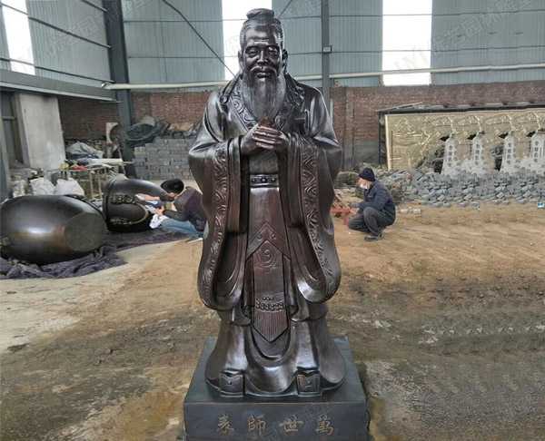 玻璃鋼雕塑制作出仿銅效果的步驟是什么呢？