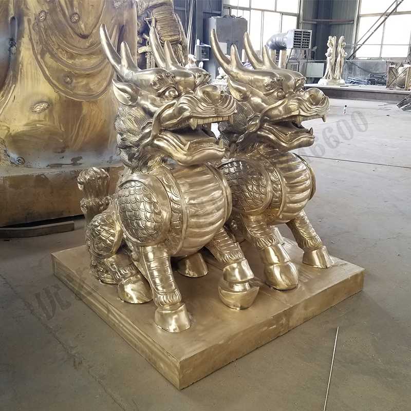 銅麒麟擺件，風(fēng)水麒麟擺件，傳統(tǒng)麒麟雕塑